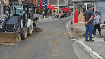Sanim i suksesshëm i një defekti në rrugën "Abedin Terbeshi" – Gjakovë.